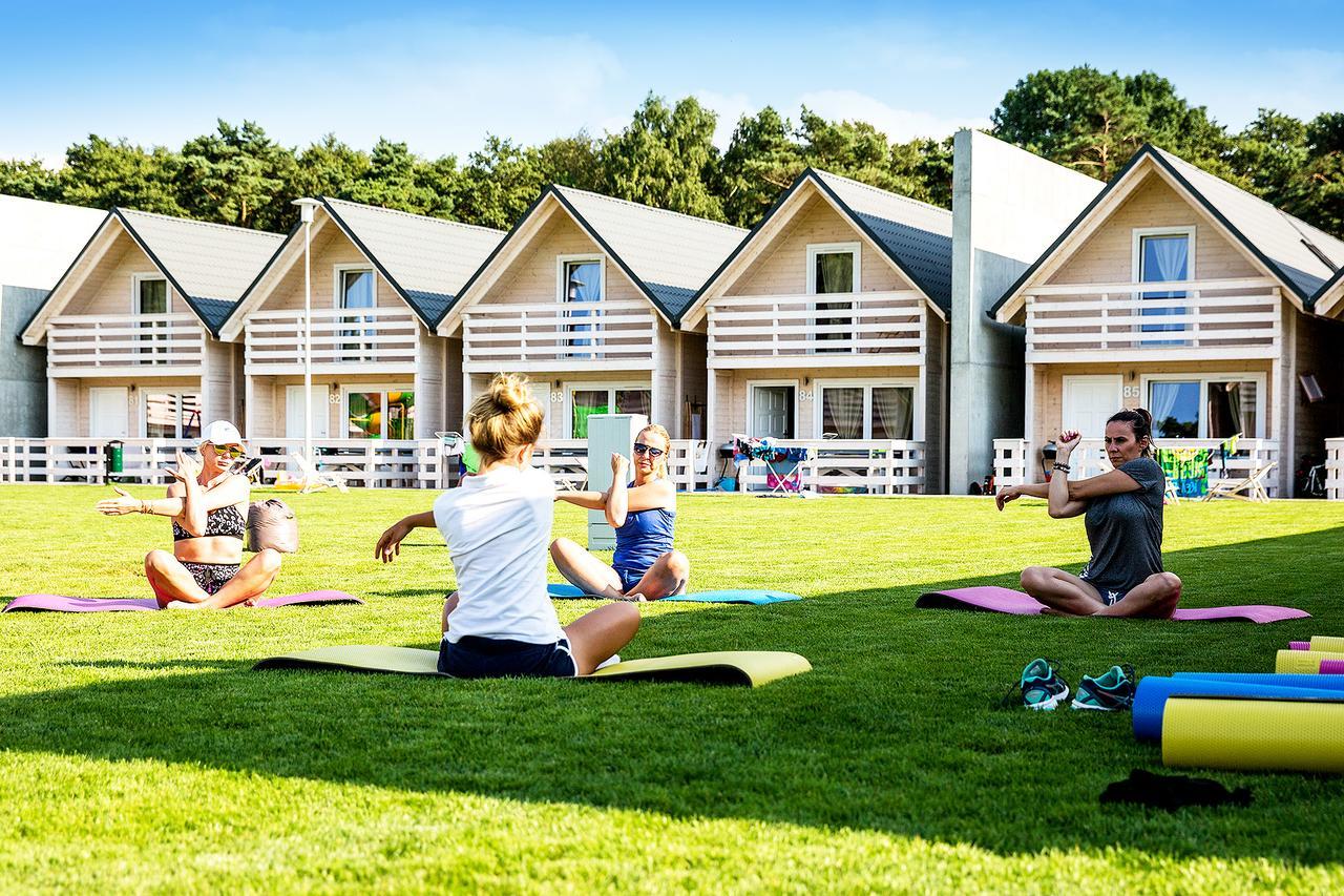 Holiday Park & Resort Rowy ภายนอก รูปภาพ